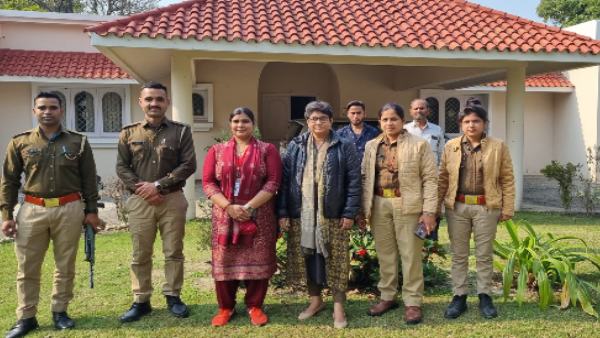 कबीर के दोहे के साथ दुनिया के सामने किया इजहार