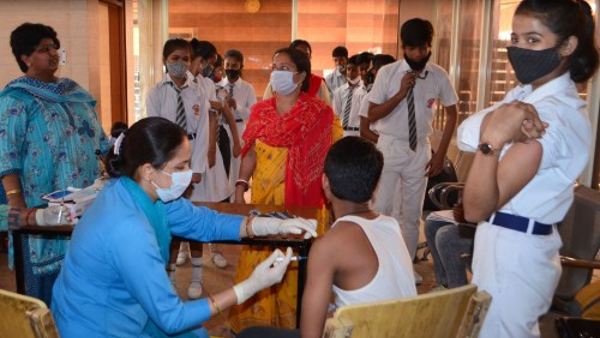 सरकारी अस्पतालों में क्या होगा?