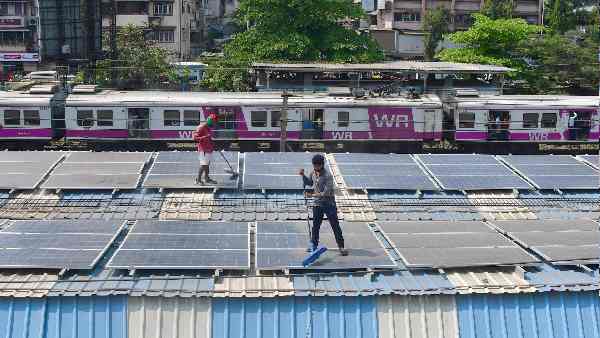 ग्रीन एनर्जी लक्ष्य की ओर रेलवे का बड़ा कदम