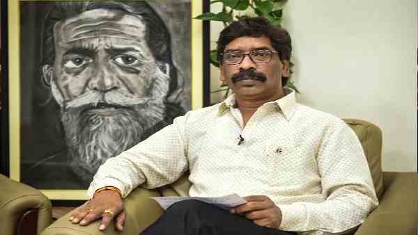 हेमंत सोरेने की विधायकी पर अयोग्यता का खतरा हेमंत सोरेने की विधायकी पर अयोग्यता का खतरा