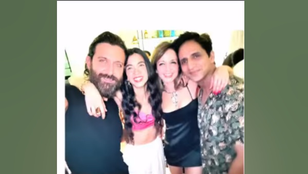 फोटो को शेयर करते हुए सुज़ैन ने लिखा