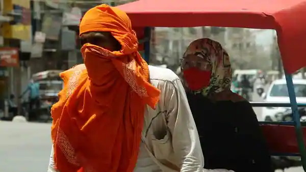 12 साल में पहली बार अप्रैल इतना ज्यादा गर्म