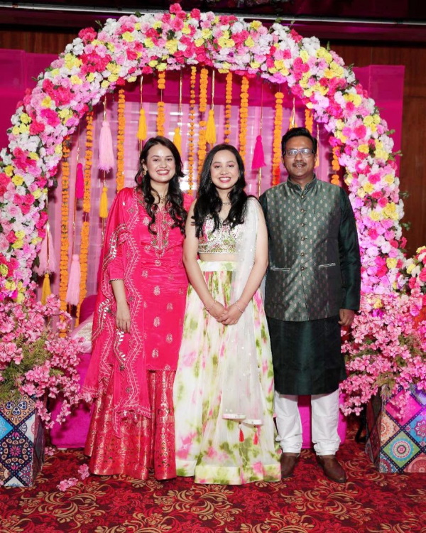 टीना डाबी की छोटी बहन रिया डाबी