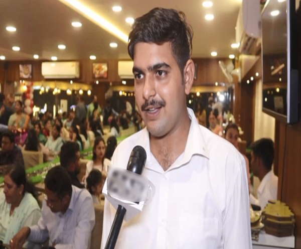 हमारे रेस्‍तरां को लग गए हैं चार चांद