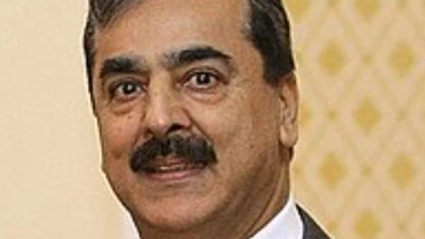 यूसुफ रज़ा गिलानी (4 वर्ष)