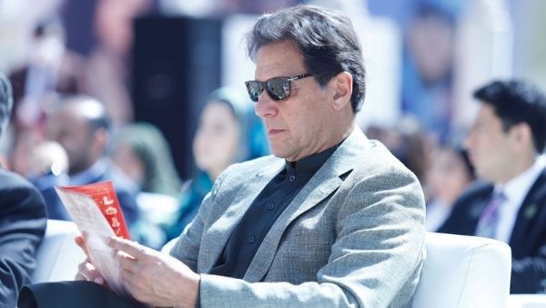 इमरान खान शासन का अंत