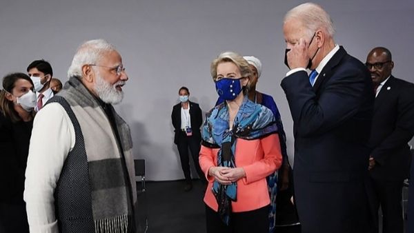 कच्चे तेल के आयात पर भी दबाव