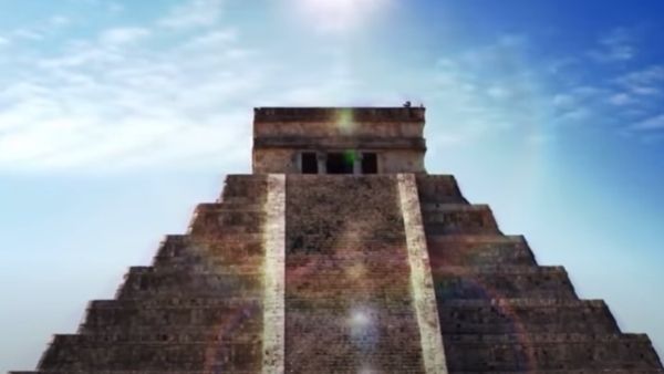 वैज्ञानिकों को मिला माया कैलेंडर वैज्ञानिकों को मिला माया कैलेंडर