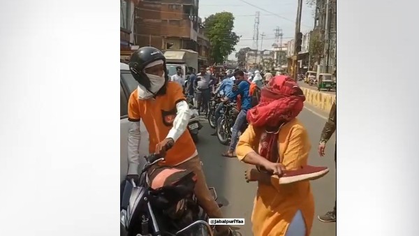 गालियां देती रही गालियां देती रही