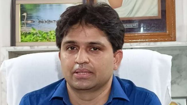 रजिस्ट्री और RTO में घूस लेने के स्टिंग ऑपरेशन के बाद हुई कार्रवाई