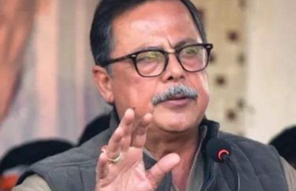  पूर्व नेता प्रतिपक्ष अजय सिंह 