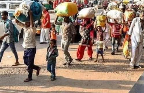 आदिवासी वोट बैक को लेकर सियासत आदिवासी वोट बैक को लेकर सियासत