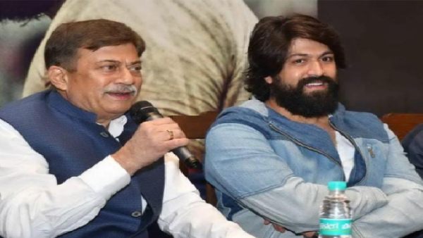 बीएमटीसी बस ड्राइवर थे यश के पिता