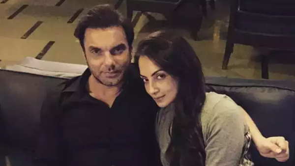 मंदिर में की थी शादी