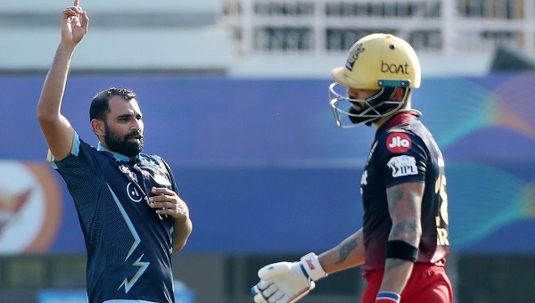 फिलहाल कोहली मजाक के ही मूड में हैं