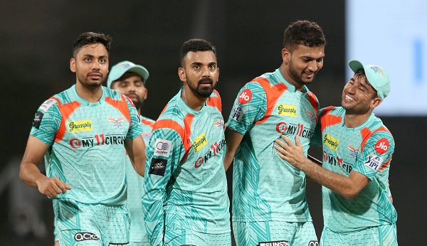 इस वजह से अंदर-बाहर हो रहे हैं एविन लुईस