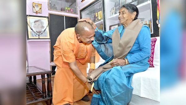 सीएम योगी की गंभीर रूप से आलोचना की थी सीएम योगी की गंभीर रूप से आलोचना की थी