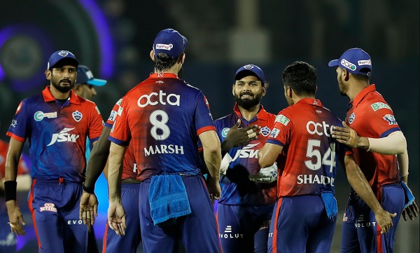 पंत की कटी थी मैच फीस, आमरे पर लगा था बैन