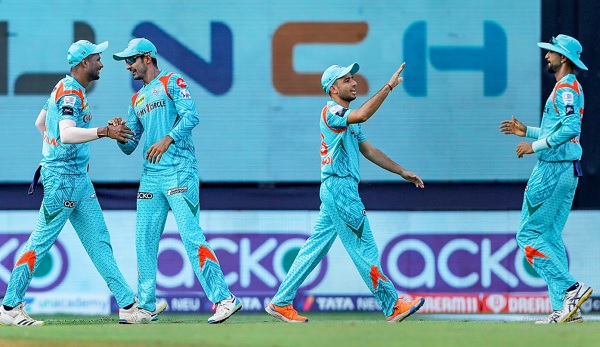 पर टीम की बैटिंग में भरपूर खामियां-