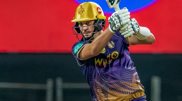 पैट कमिंस ने पाव भाजी मंगा ली