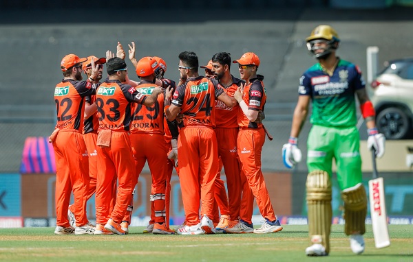 असली एंट्री दिनेश कार्तिक की