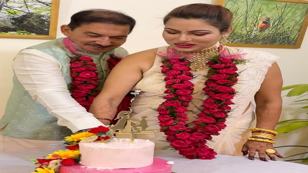 पहली पत्नी की मर्जी से की दूसरी शादी पहली पत्नी की मर्जी से की दूसरी शादी