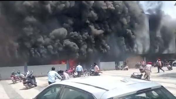 Fire broke out in the Guru Nanak Dev Hospital in Amritsar, Punjab