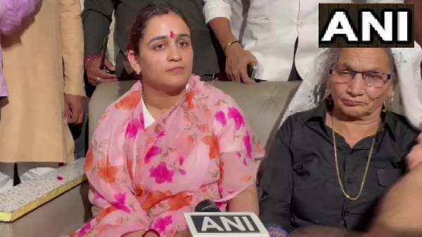 Aparna Yadav BJP President Shivpal Singh Yadav Yogi Adityanath Noida Aparna Yadav BJP President Shivpal Singh Yadav Yogi Adityanath Noida