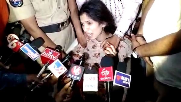 अशरीन के सामने नागराजू की हुई हत्या