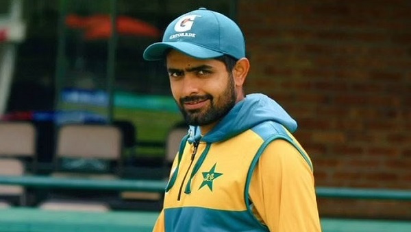 रिजवान ने बताया बाबर क्यों छोड़ रहे थे एड रिजवान ने बताया बाबर क्यों छोड़ रहे थे एड