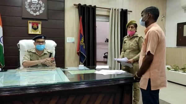 पीड़ित पति बोला- पैसे नहीं हैं, कहां से खरीदूं नई कार