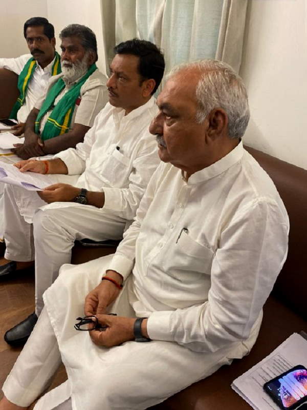 Farmers Leader Rakesh Tikait Meet Congress leader Bhupinder Singh Hooda, Farmers and Agriculture Committee formed 