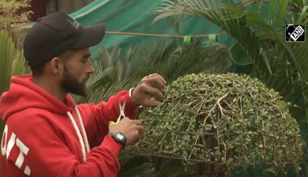 विरासत में मिली फूलों की खेती