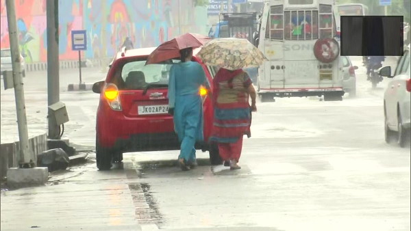 Weather Today: Rain lashes parts of Chandigarh and several parts of the Jammu city