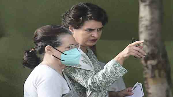 कांग्रेस पर 'मंडली' हावी ? कांग्रेस पर 'मंडली' हावी ?