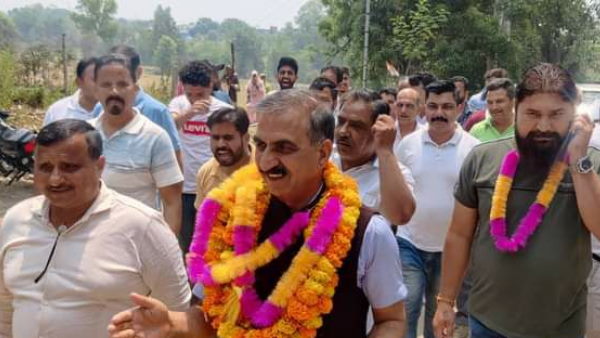 Who is Sukhwinder Sukkhu major face of congress in himachal election Who is Sukhwinder Sukkhu major face of congress in himachal election