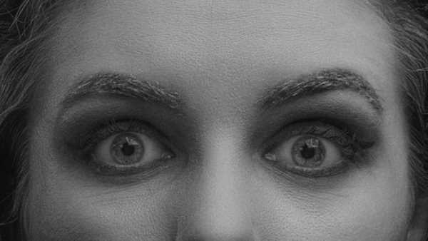 मिकी को देख जास्मीन को यकीन नहीं हुआ!