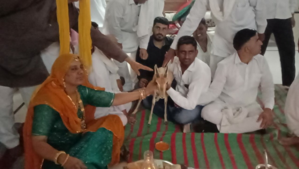 शिव सुभाग बिश्नोई अपने घर पर ले आए