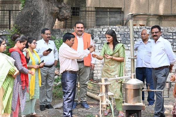 अरोमेटिक फार्मिंग : इन संस्थाओं से साइंस की जानकारी