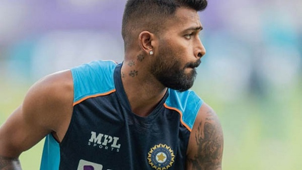 पांड्या दो-तीन ओवर फेंक सकते हैं