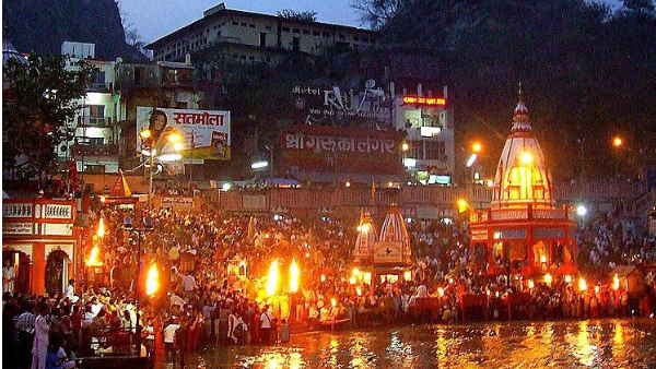 हरिद्वार में हर की पैड़ी हरिद्वार में हर की पैड़ी