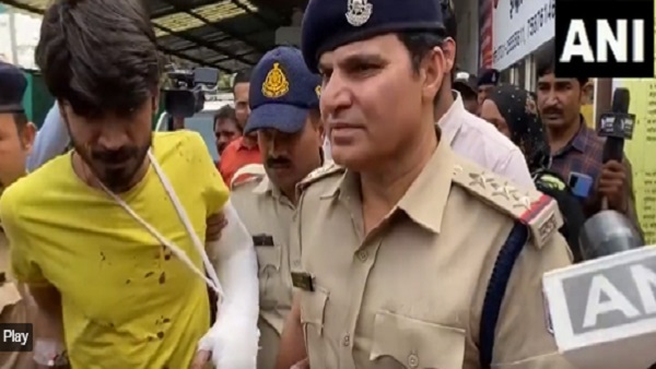 2021 में हुई थी आरोपी की महिला से मुलाकात