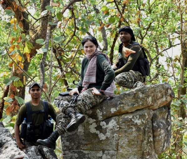 बस्तर में शानदार विदाई दी गई