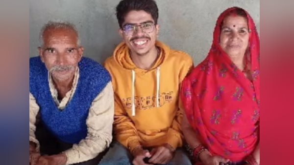 आठ बहनों के इकलौते भाई हैं केदारनाथ