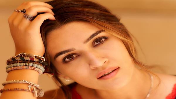 कृति सेनन की सुपरहिट फिल्में