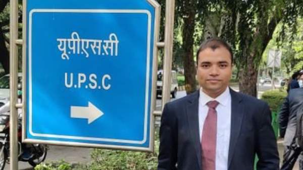 कुनाल विरुलकर का ट्वीट हो रहा है वायरल