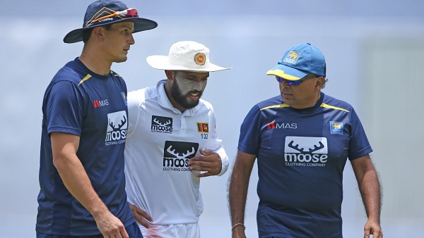 सहम गए खिलाड़ी