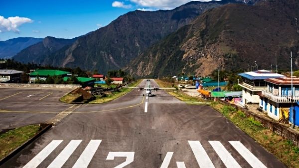 1. लुकला एयरपोर्ट, नेपाल