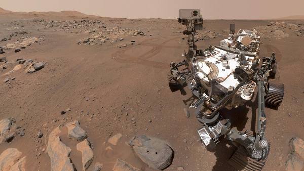 नासा रोवर के कैमरे में कैद हुई तस्वीर