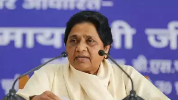 मायावती ने बजट को घिसा पिटा करार दिया